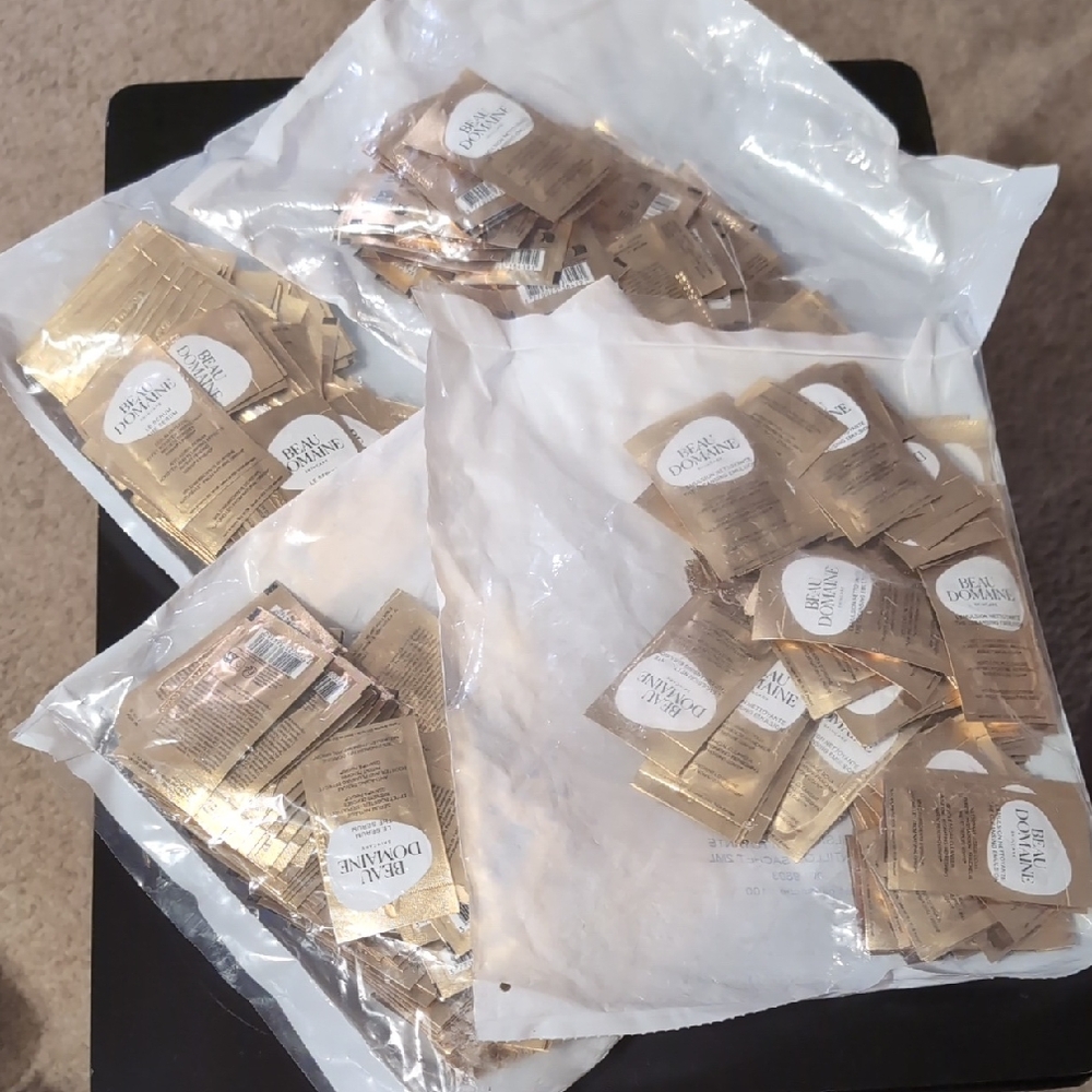 Beau Domaine Sample Packettes, 400 Pieces